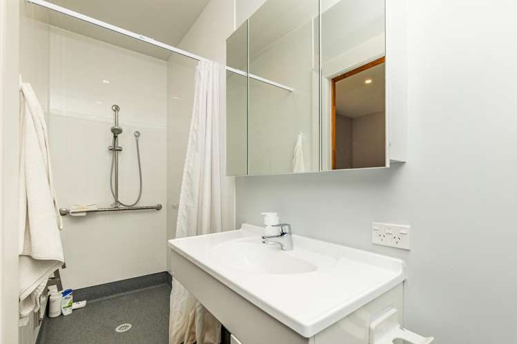 198 Le Cren Street Seaview_31