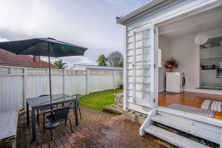 133 Taylor Street Blockhouse Bay_10