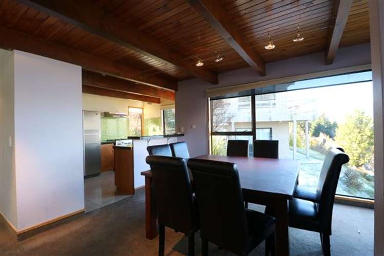 92 Wynyard Crescent Fernhill/Sunshine Bay_5