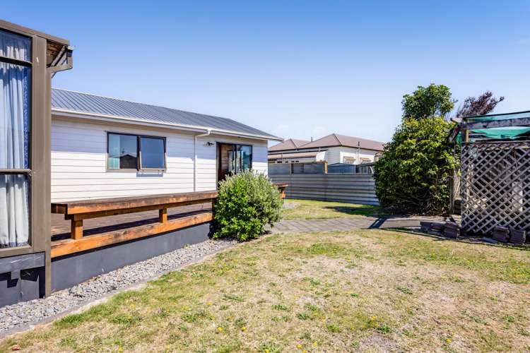 11 Heather Lea Hawera_29