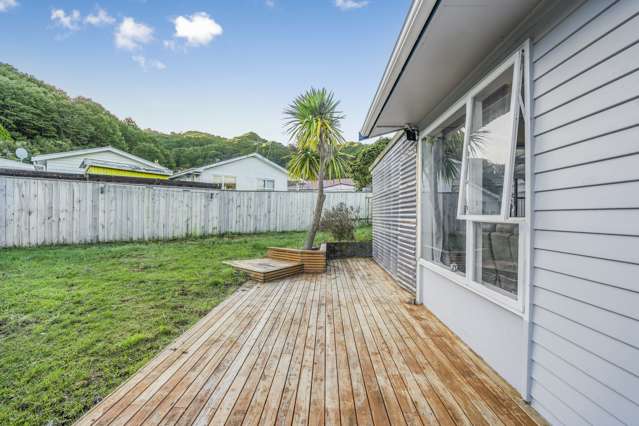 18 Kumeroa Grove Wainuiomata_3