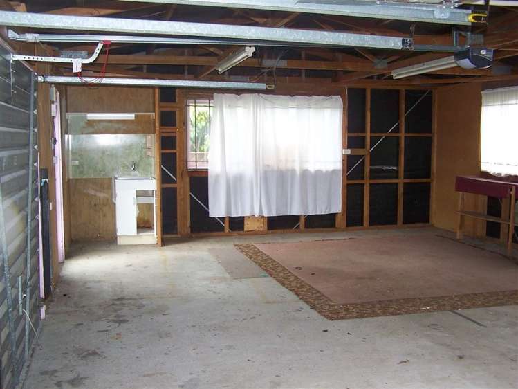 54 Aorangi Road Paeroa_11