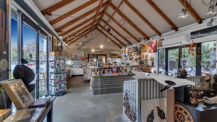 4237 Christchurch Akaroa Road Little River_4