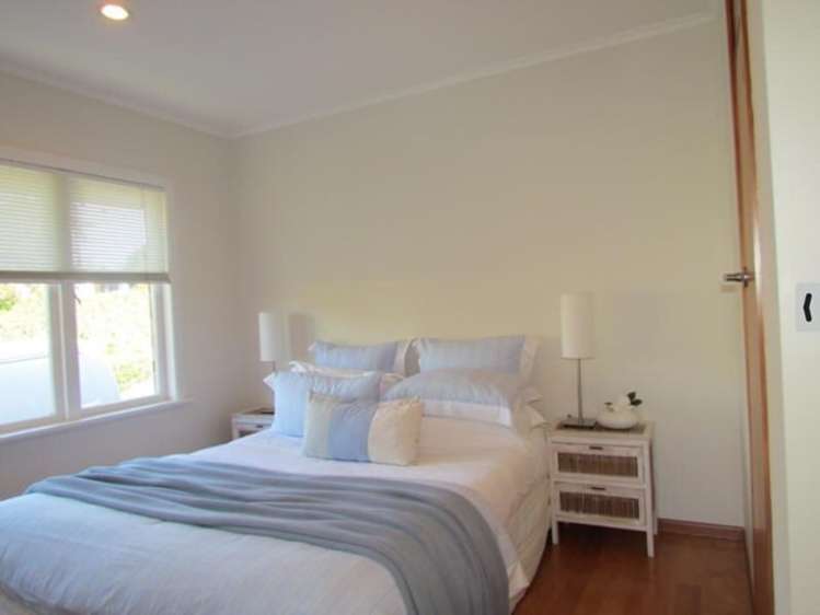 3/300 Lake Road Hauraki_6