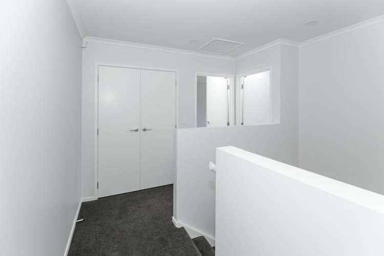 2/1 Hibiscus Avenue Hamilton Lake_7