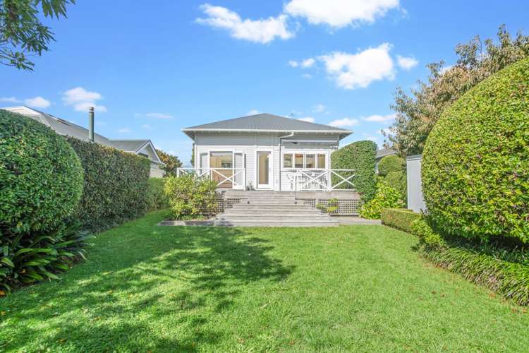 8 Ngapawa Street Sandringham_17