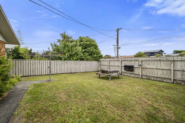 11 Whakaipo Avenue Taupo_18