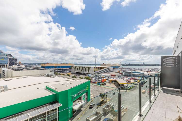 702/2 Dockside Lane Auckland Central_6