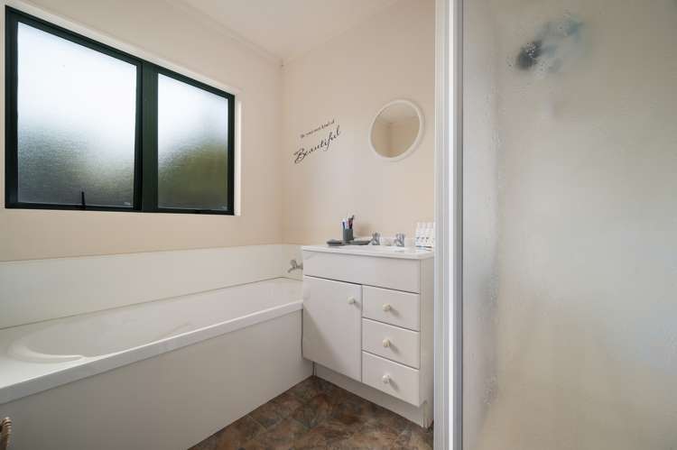 8d Bell Road Western Heights_7