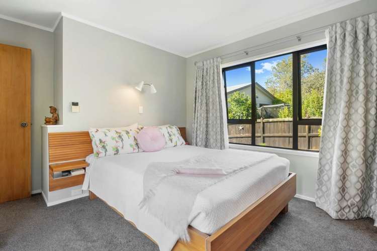 24 Marendellas Drive Bucklands Beach_16