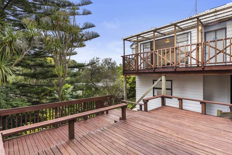 2/18 Noeleen Street Glenfield_13