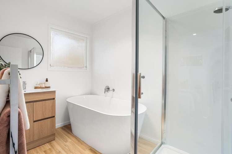 51 Cyclarama Crescent Massey_13
