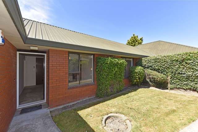 2/11 Gatonby Place Avonhead_2