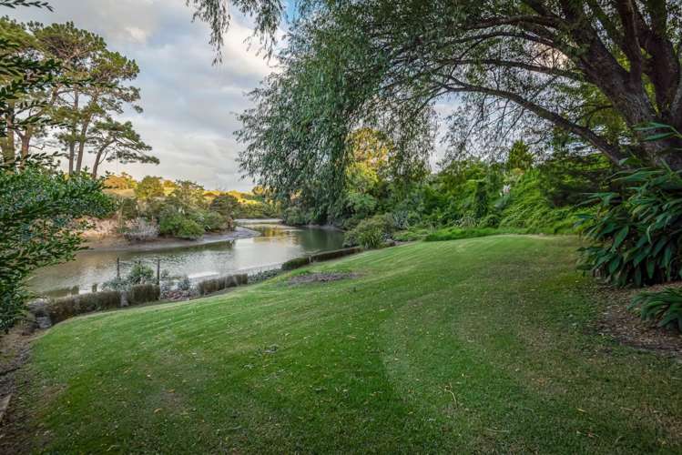 1 Newton Road Riverhead_16