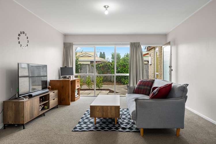 3/11 Peverel Street Riccarton_3