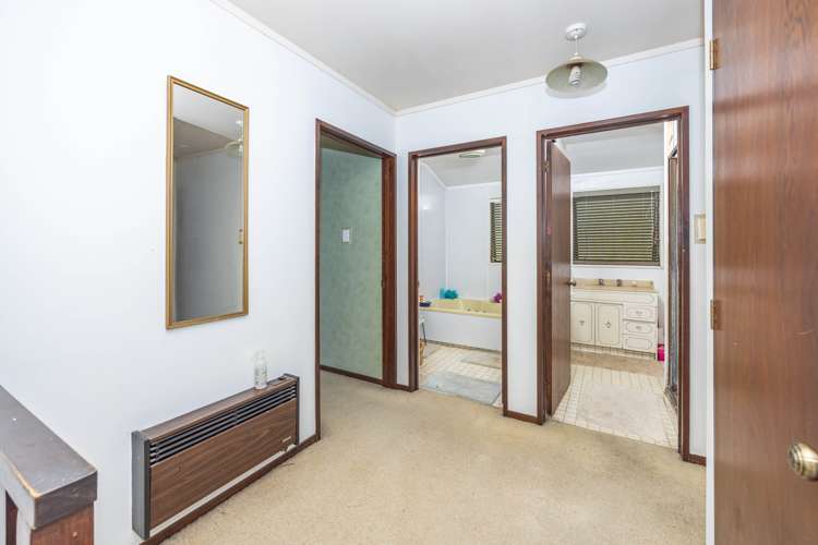 131 Amanda Avenue Dinsdale_11