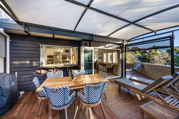 33 Chamari Close Titirangi_12