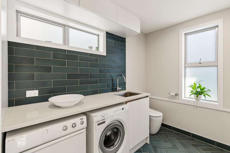 24A Surville Place Mairangi Bay_9
