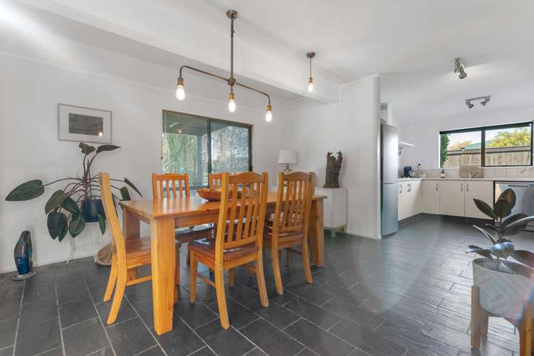 31a Utuhina Road Springfield_7