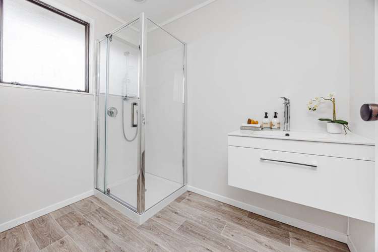 1/1/55 Redcrest Avenue Red Hill_7