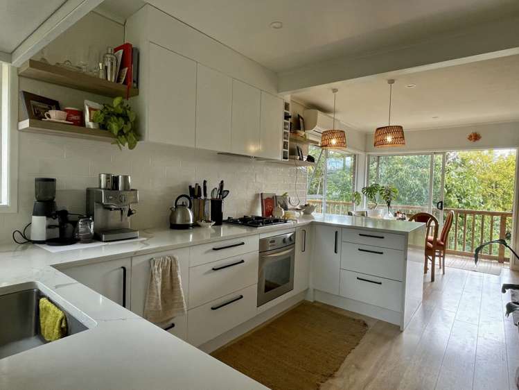 2/24 Lauderdale Road Birkdale_5