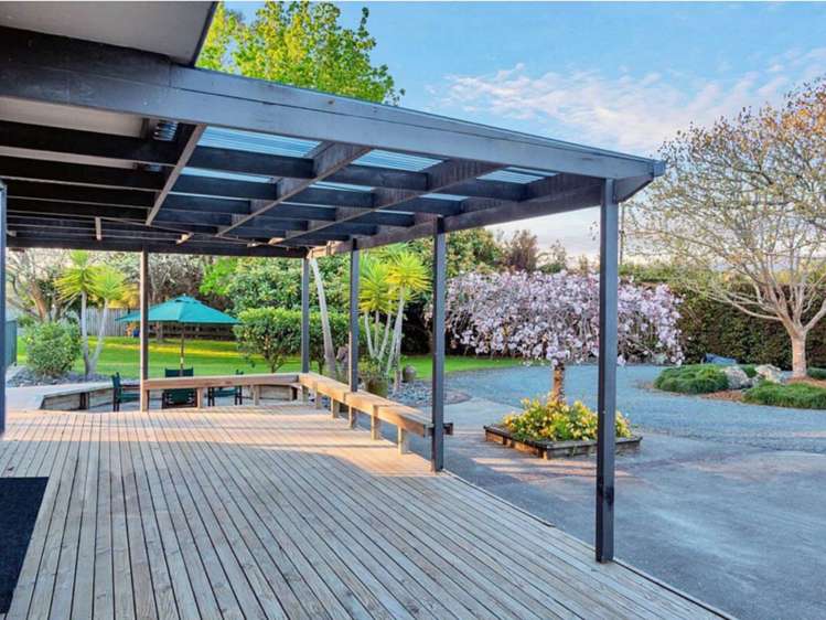 151 Top Road Dairy Flat_14