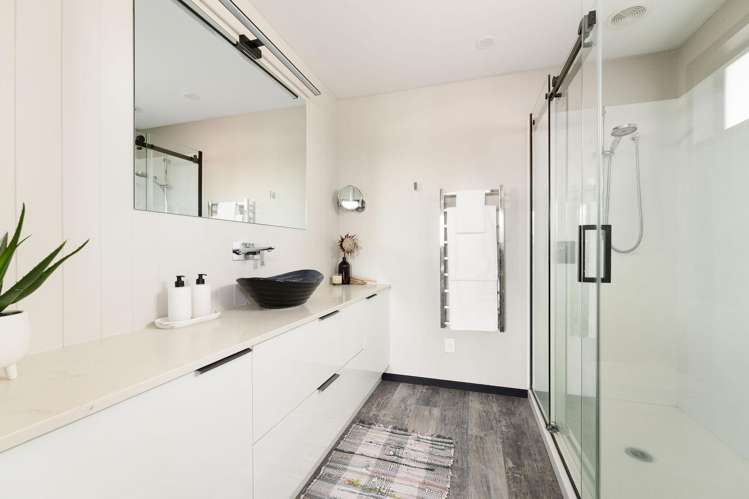 96A Grace Road Avenues_8