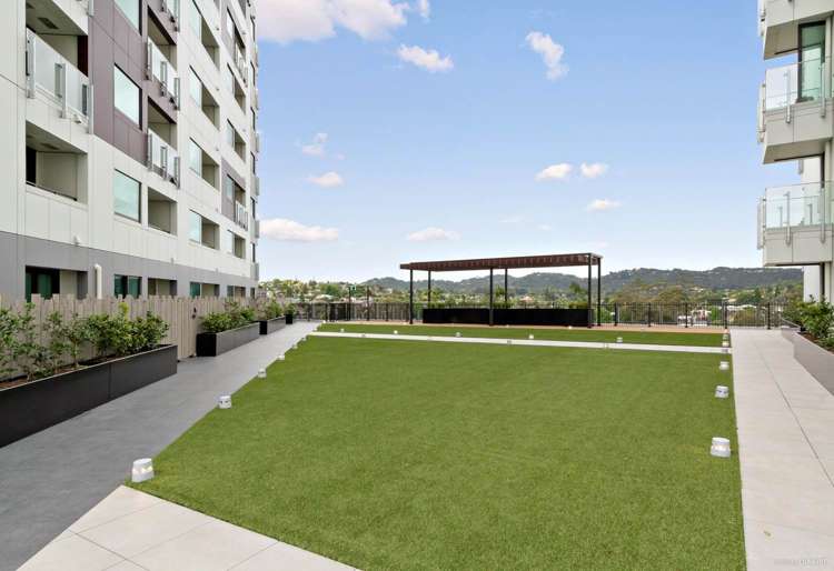 801/8 Waikumete Road Glen Eden_5