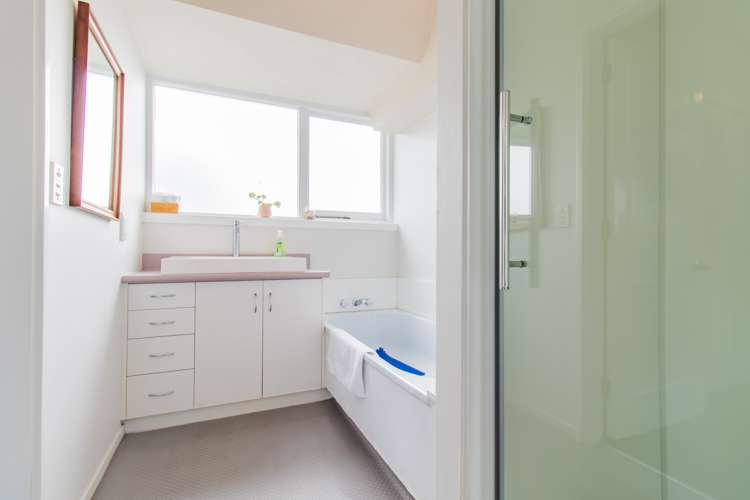 1/7 Rachel Place Avonhead_10