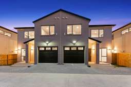 Brand New Brick Beauty in the Heart of Papatoetoe