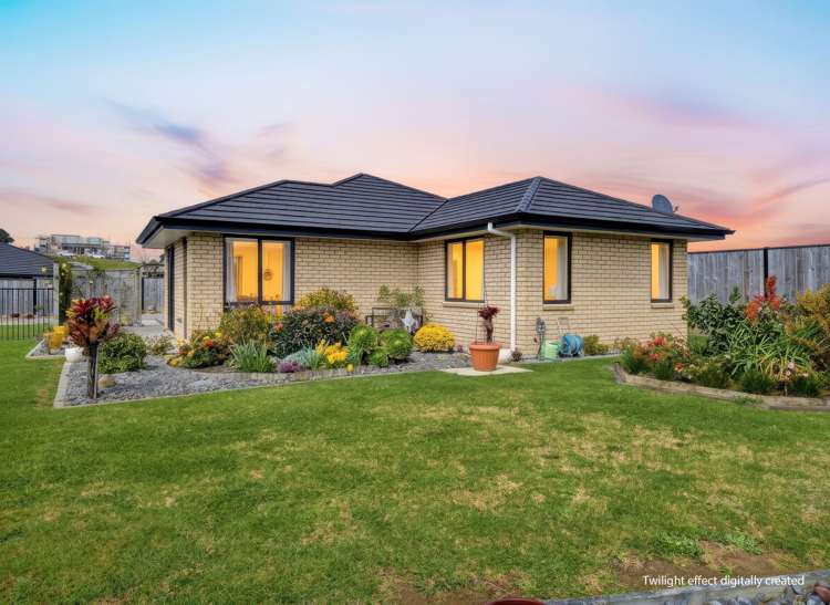 8 Sycamore Drive Te Kamo_31