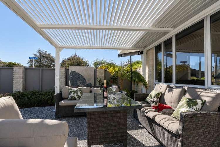 2 Fern Grove Taradale_21