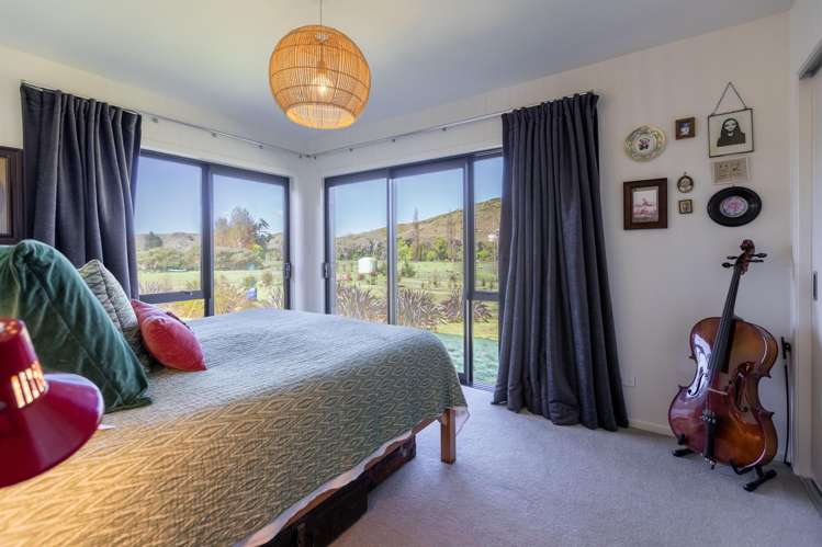40 River Road Otane_12