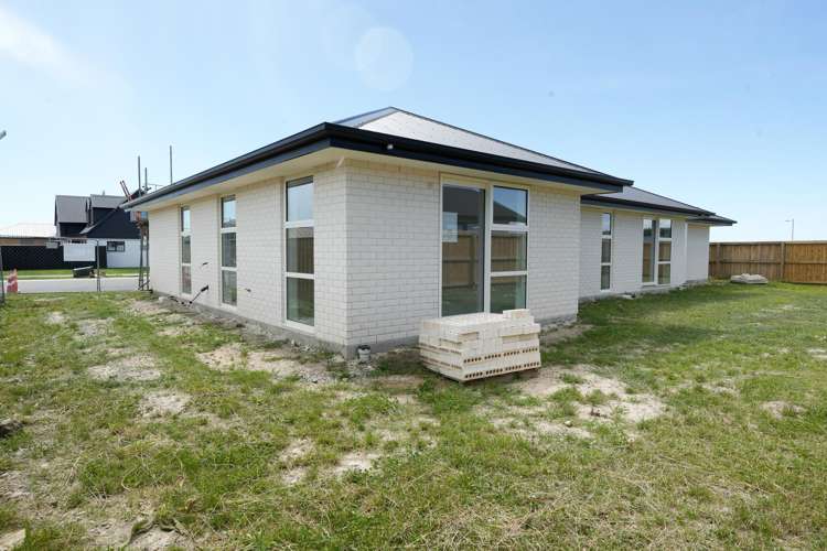 128 Scout Street Rolleston_14