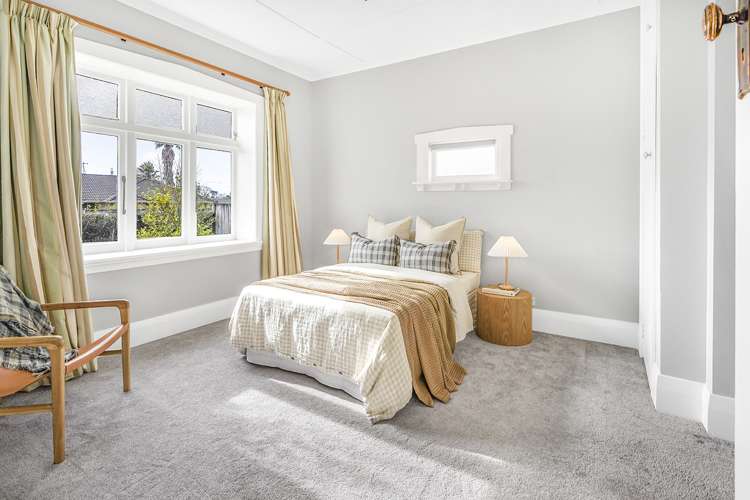 190 Old Farm Road Hamilton East_12