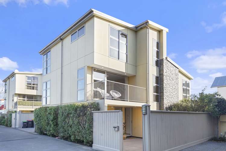 7 Elderwood Lane Edgeware_3