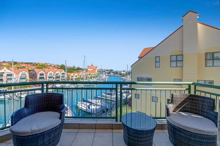 61 Waterside Crescent Gulf Harbour_14