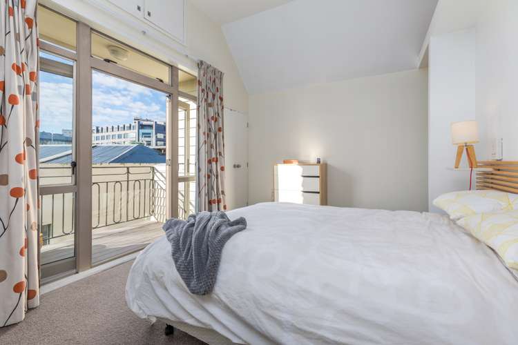 2/2 Upper Queen Street Auckland Central_9