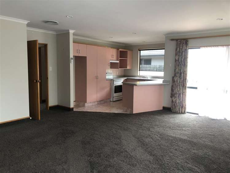 2b Springswood Grove Springlands_1