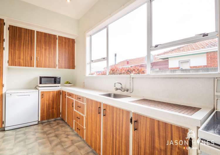 20 Crest Street Tainui_5