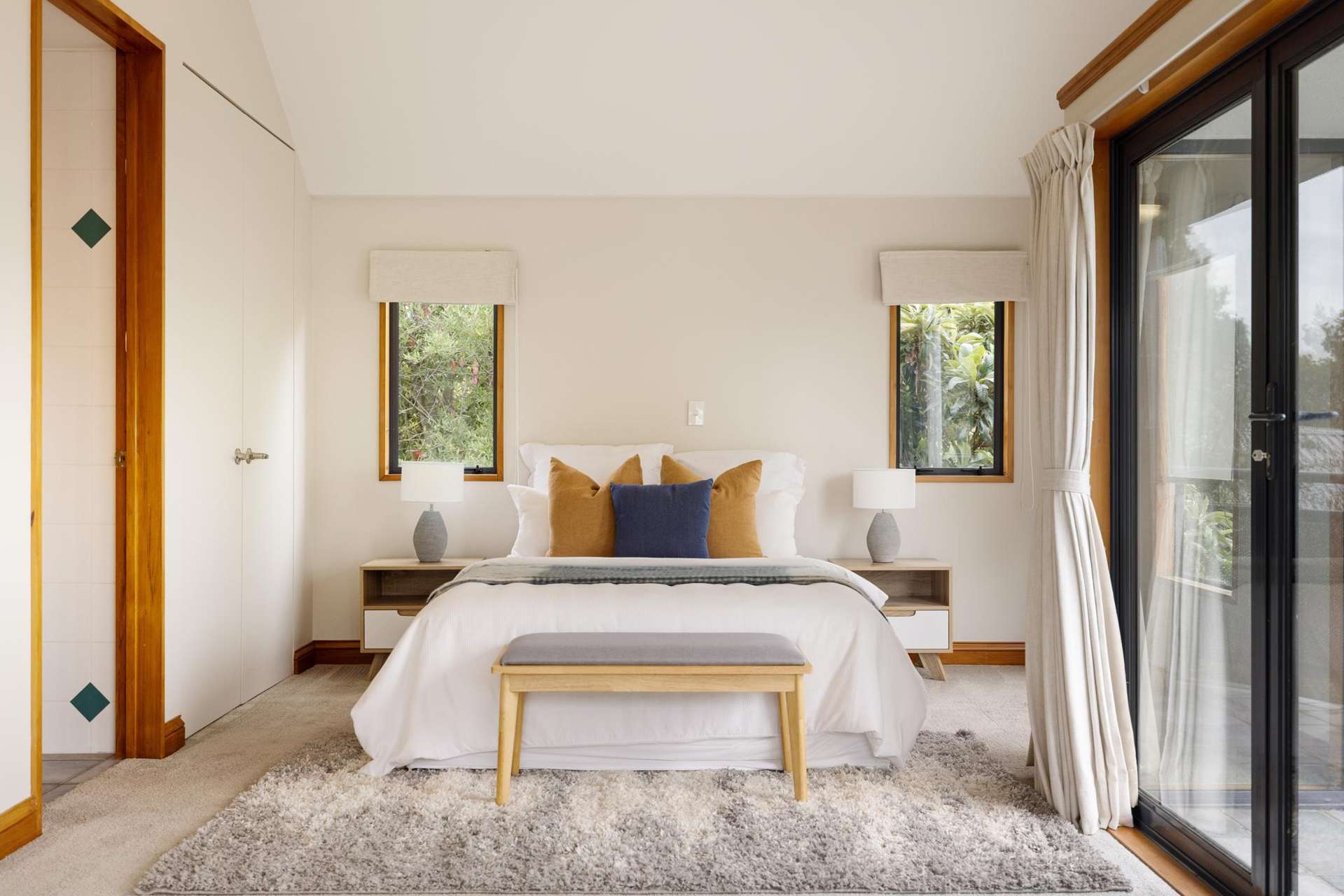 2/155 Yaldhurst Road Upper Riccarton_0