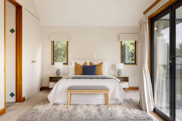 2/155 Yaldhurst Road Upper Riccarton_9