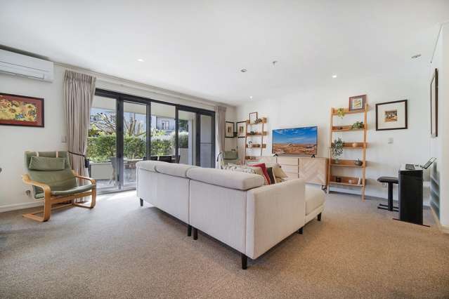 1A/28 Market Place 10015_4