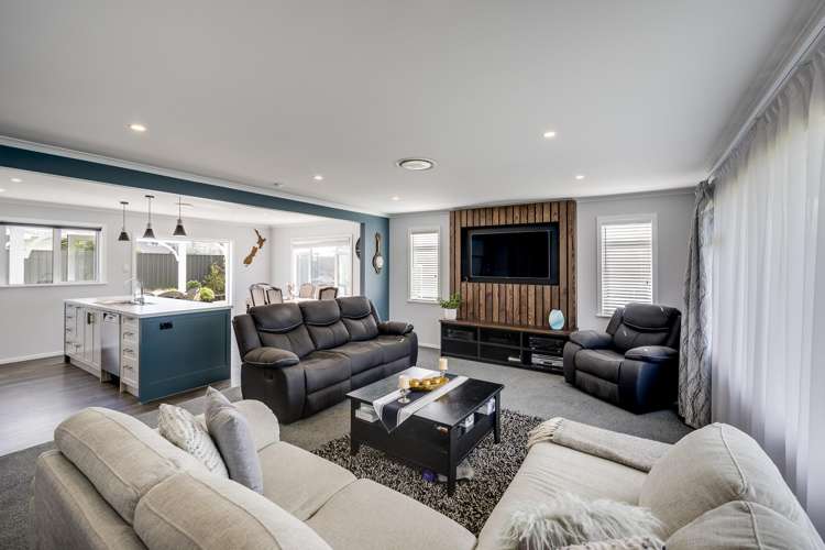 35 Holyrood Street Taradale_7