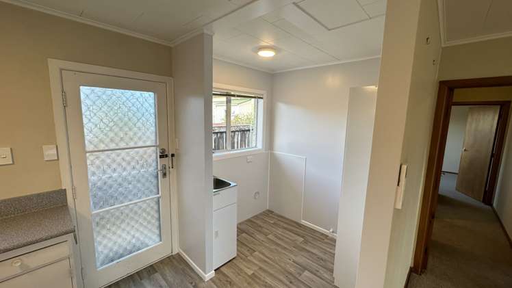 2/29 Nikau Street New Lynn_5