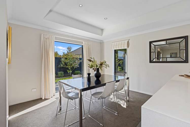 18 Applefield Court Northwood_11