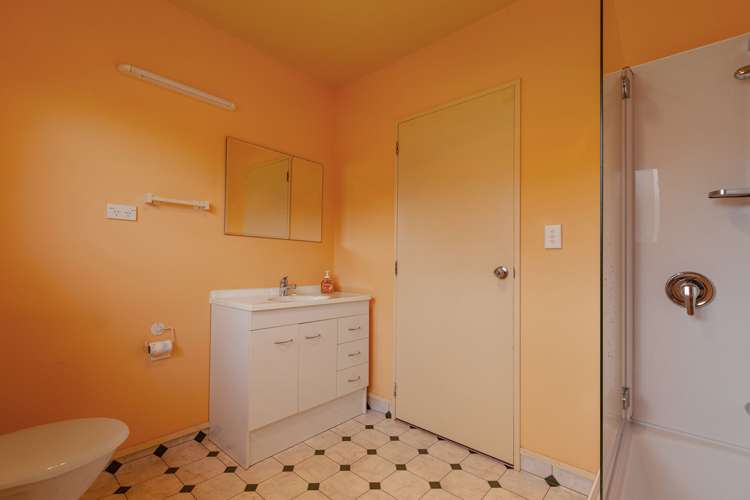 7 Magnolia Drive Cable Bay_9