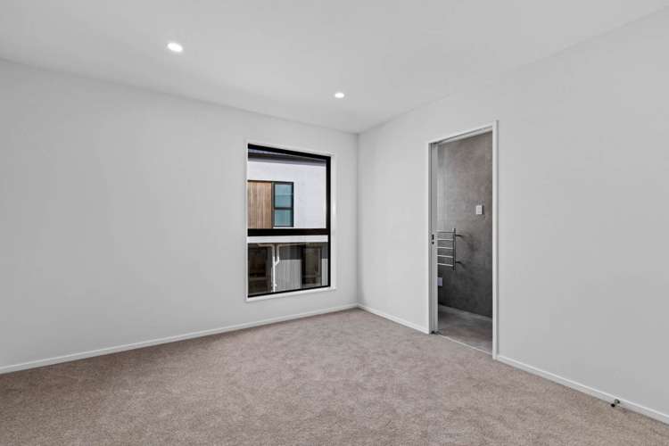 2/21 Podgora Avenue Kumeu_8