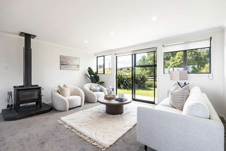 787 Dover Road Okato_10