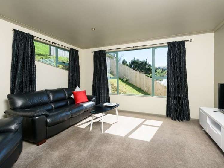 8 Claverton Grove Churton Park_4
